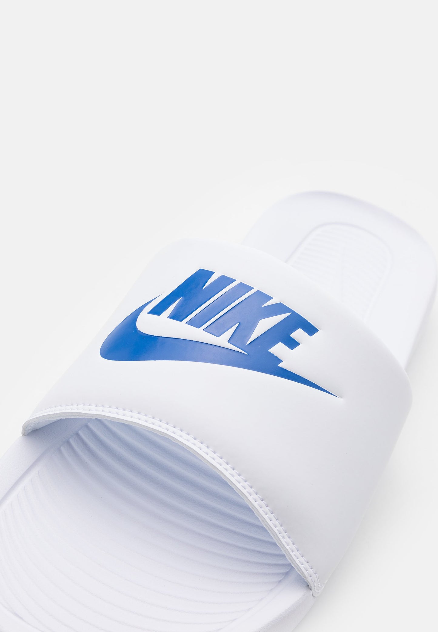 Nike Victoria On Slide
