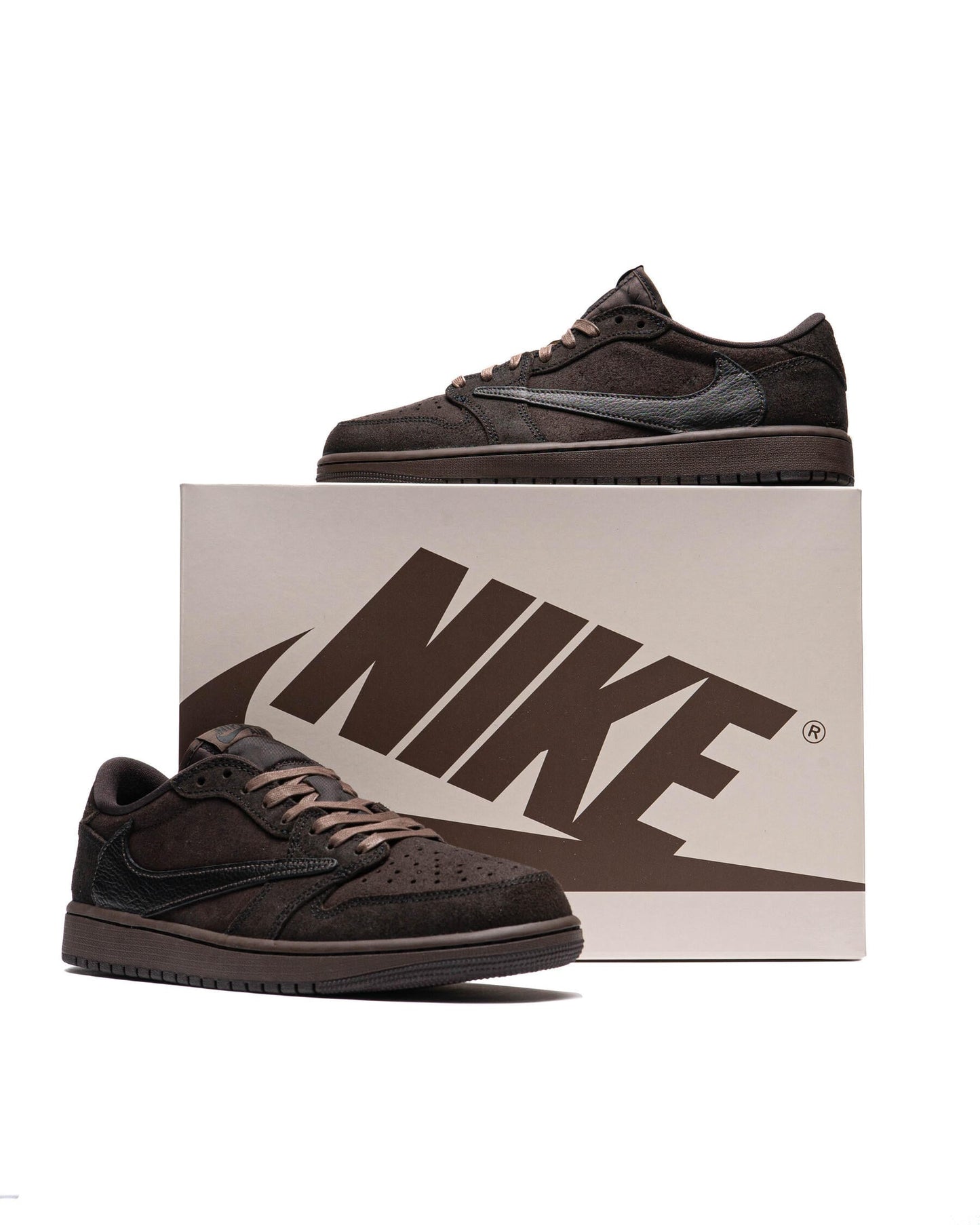 Nike Air Jordan 1 Low OG x Travis Scott