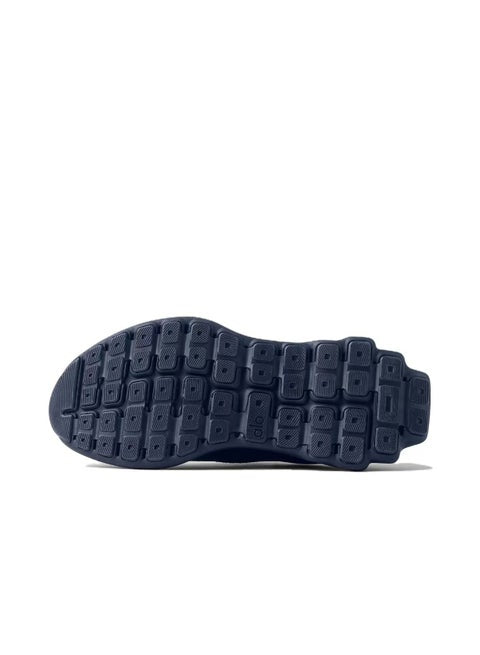 Alo Yoga Runner