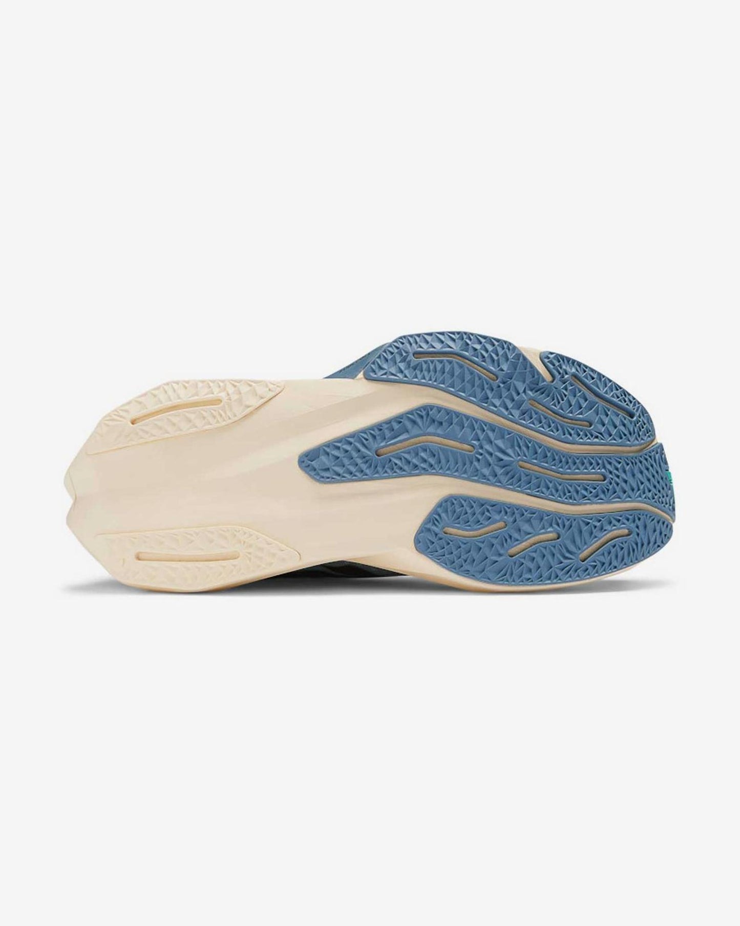 New Balance FuelCell Rebel V4