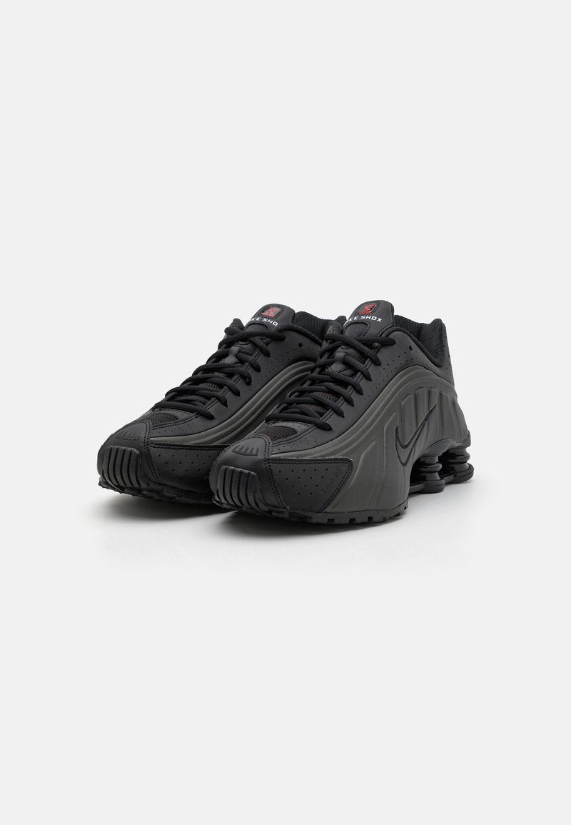 Nike Shox R4