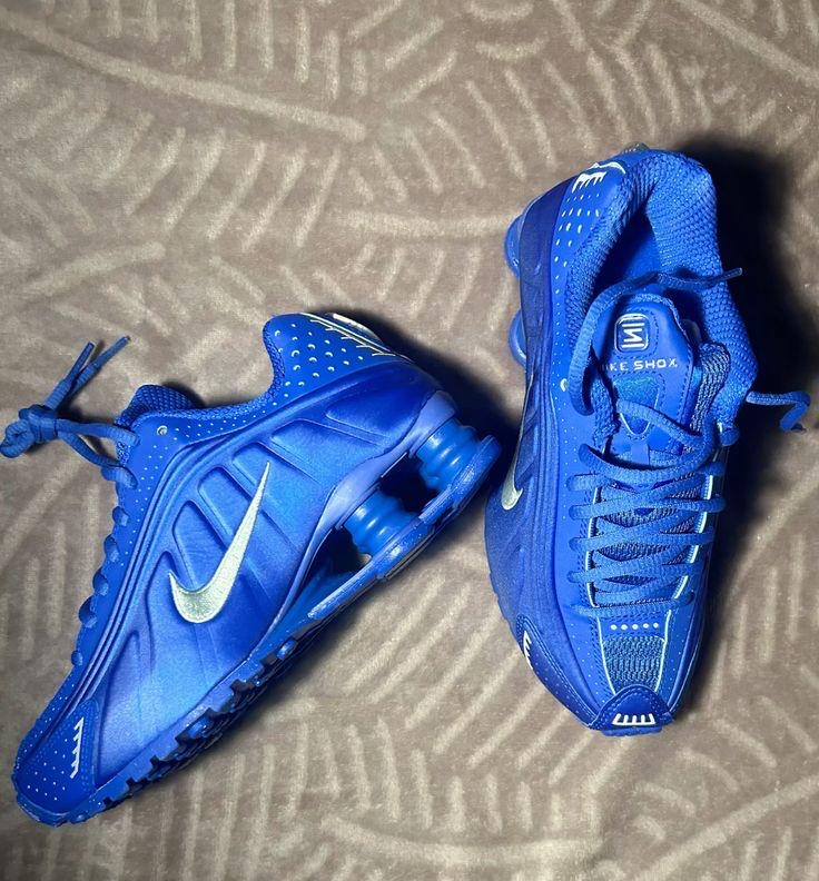 Nike Shox R4
