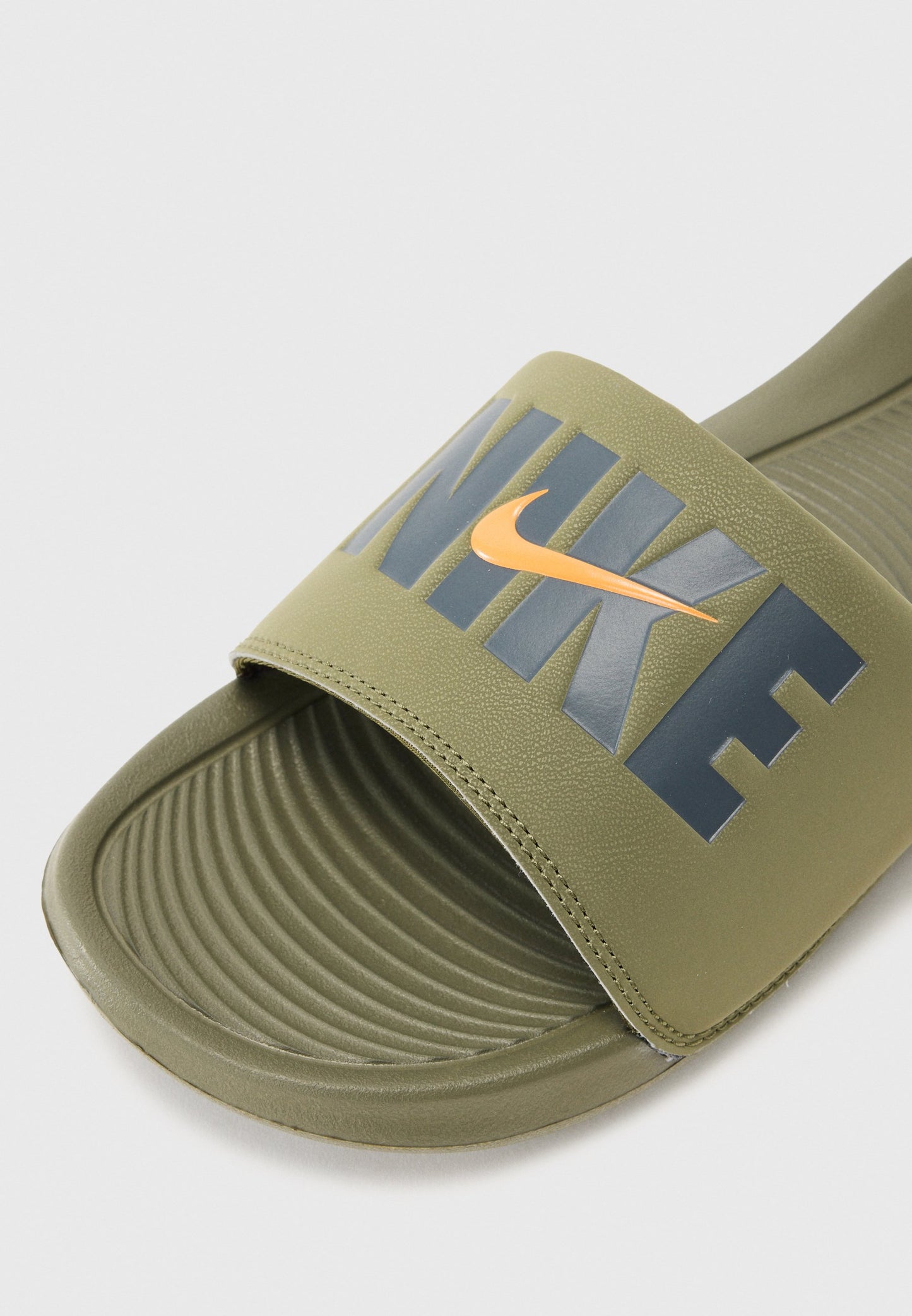 Nike Victoria On Slide