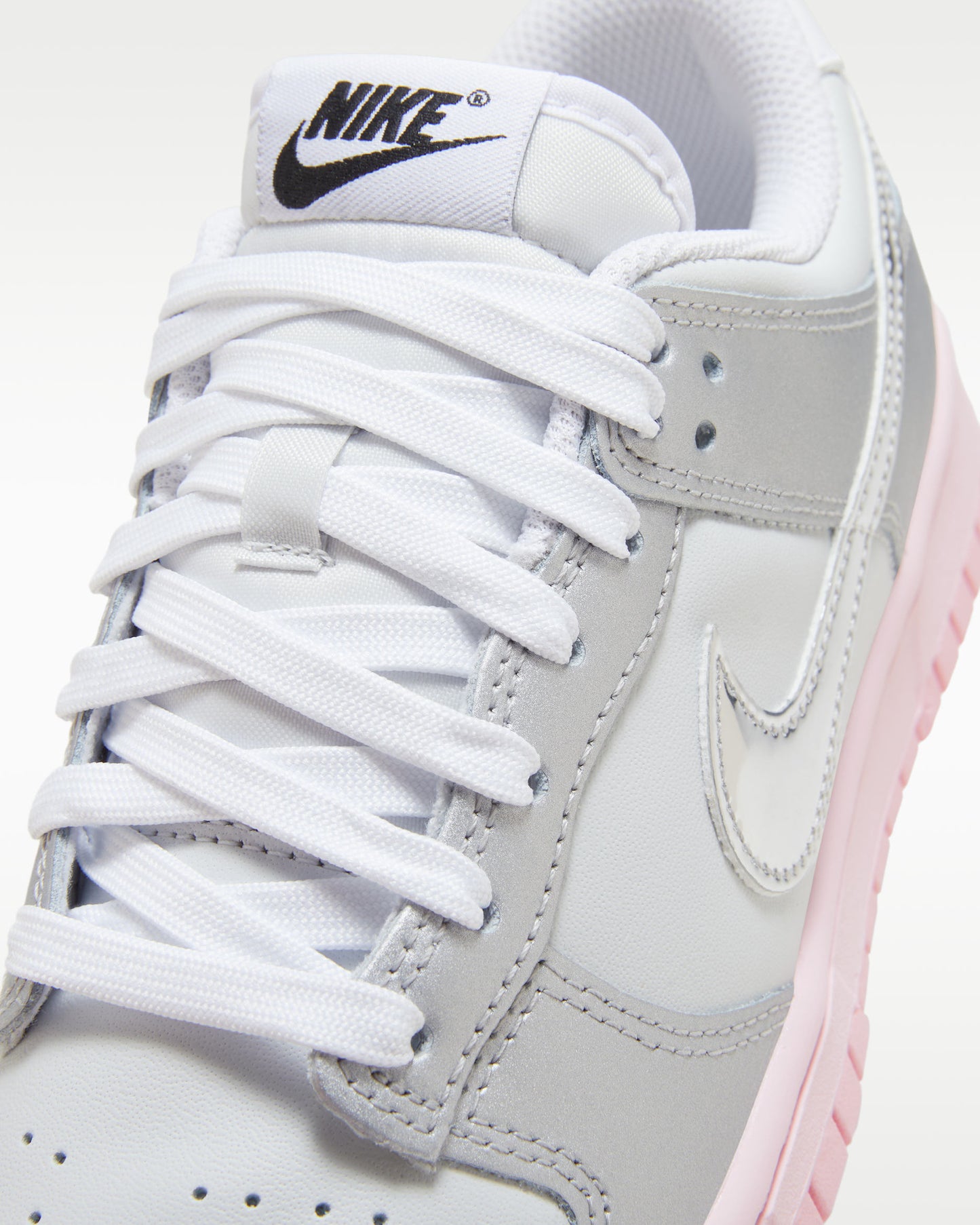 Nike Dunk Low LX