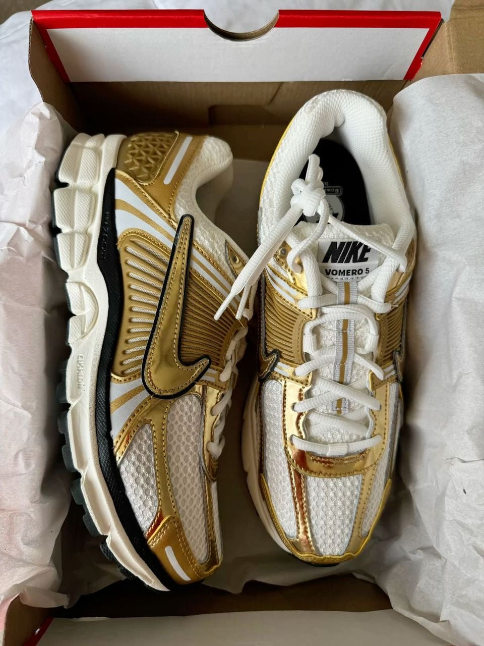 Nike Vomero 5