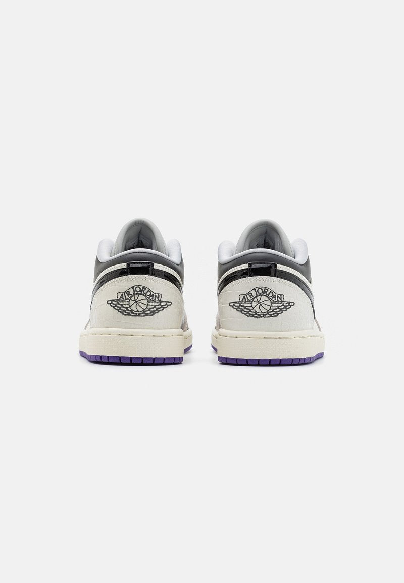 Nike Air Jordan 1 Low SE ' Punk Rock '
