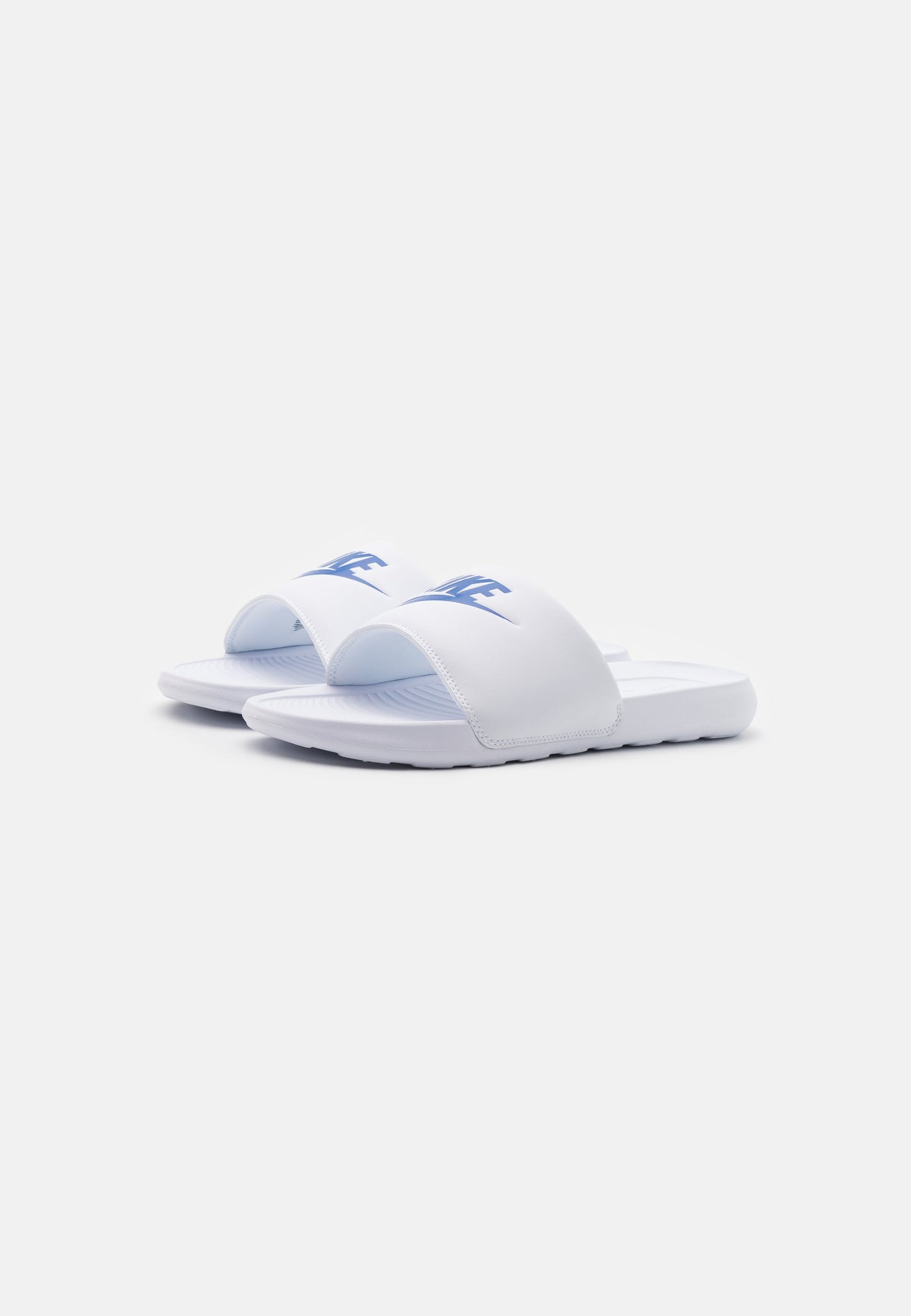 Nike Victoria On Slide