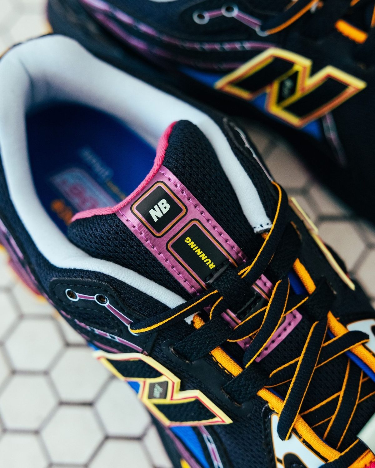New Balance 1906R Neon Nights