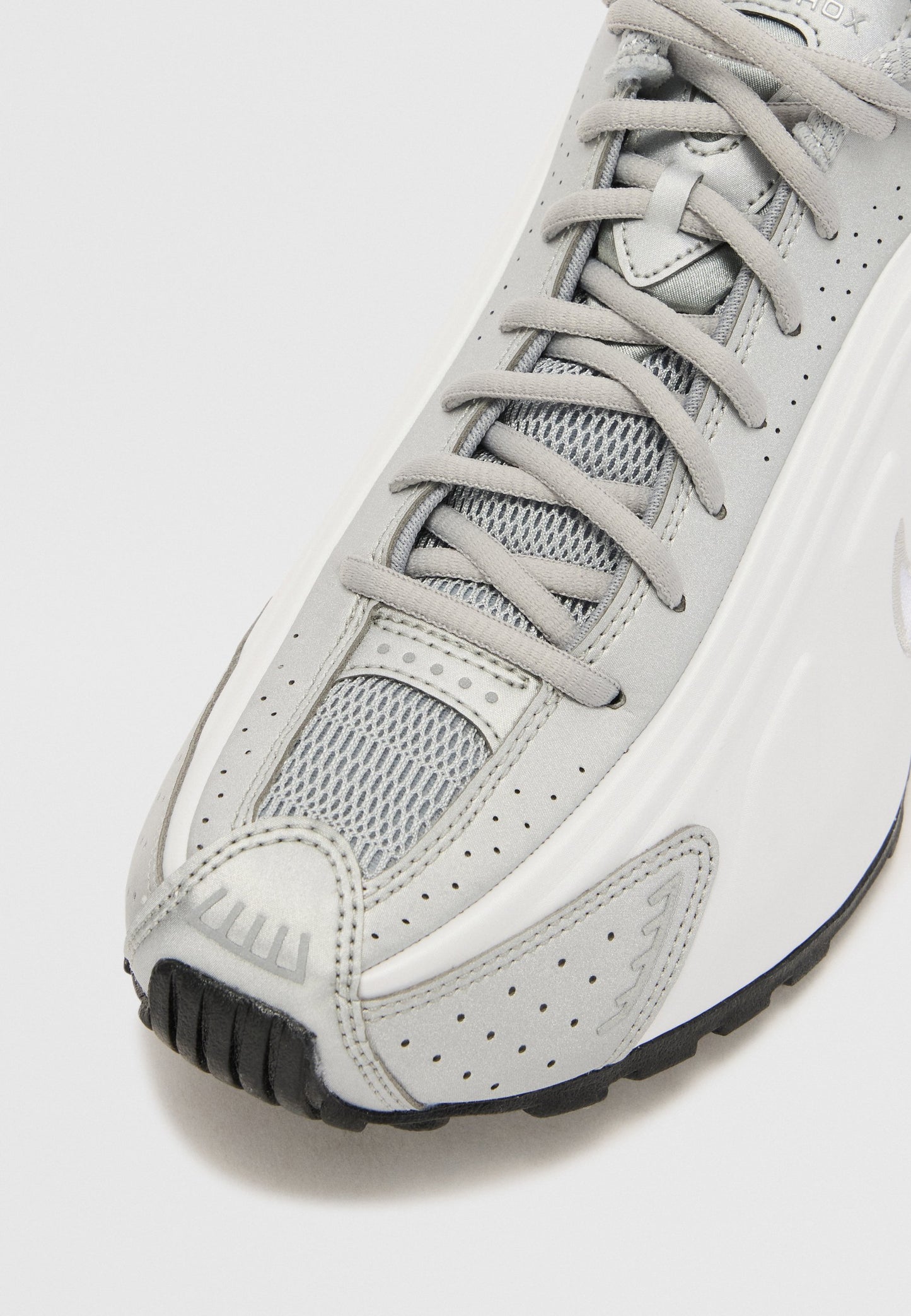 Nike Shox R4