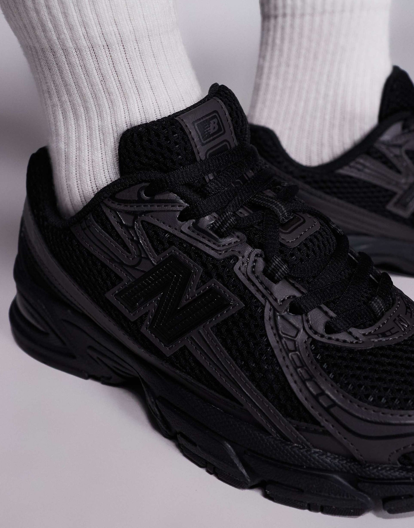 New Balance 740