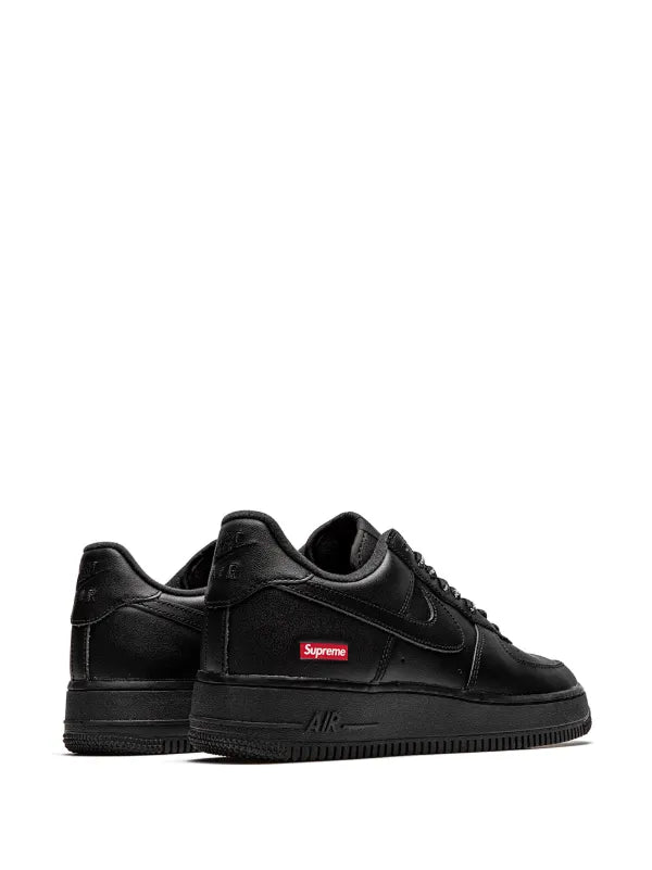 Nike Air Force 1 Suprême