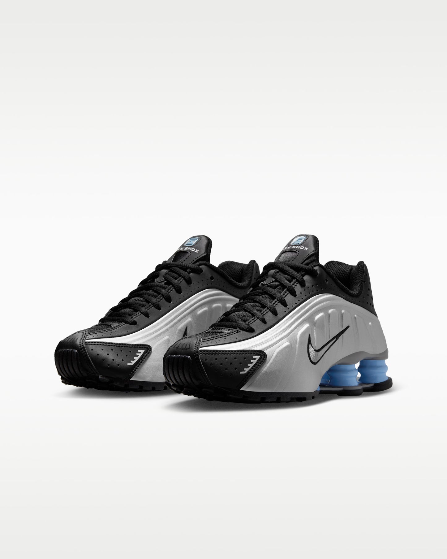 Nike Shox R4