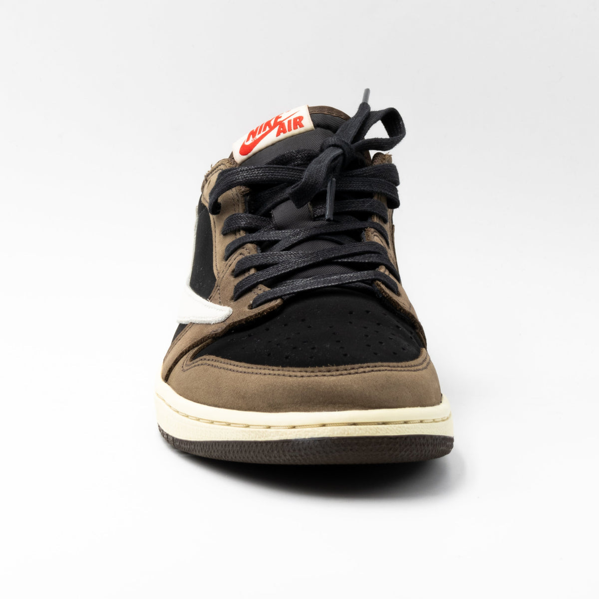 Nike Air Jordan 1 Retro Low x Travis Scott