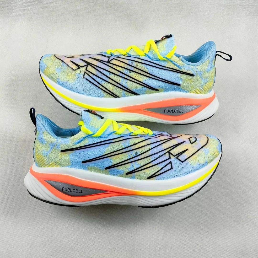 New Balance FuelCell SuperCom Elite v3 London Édition