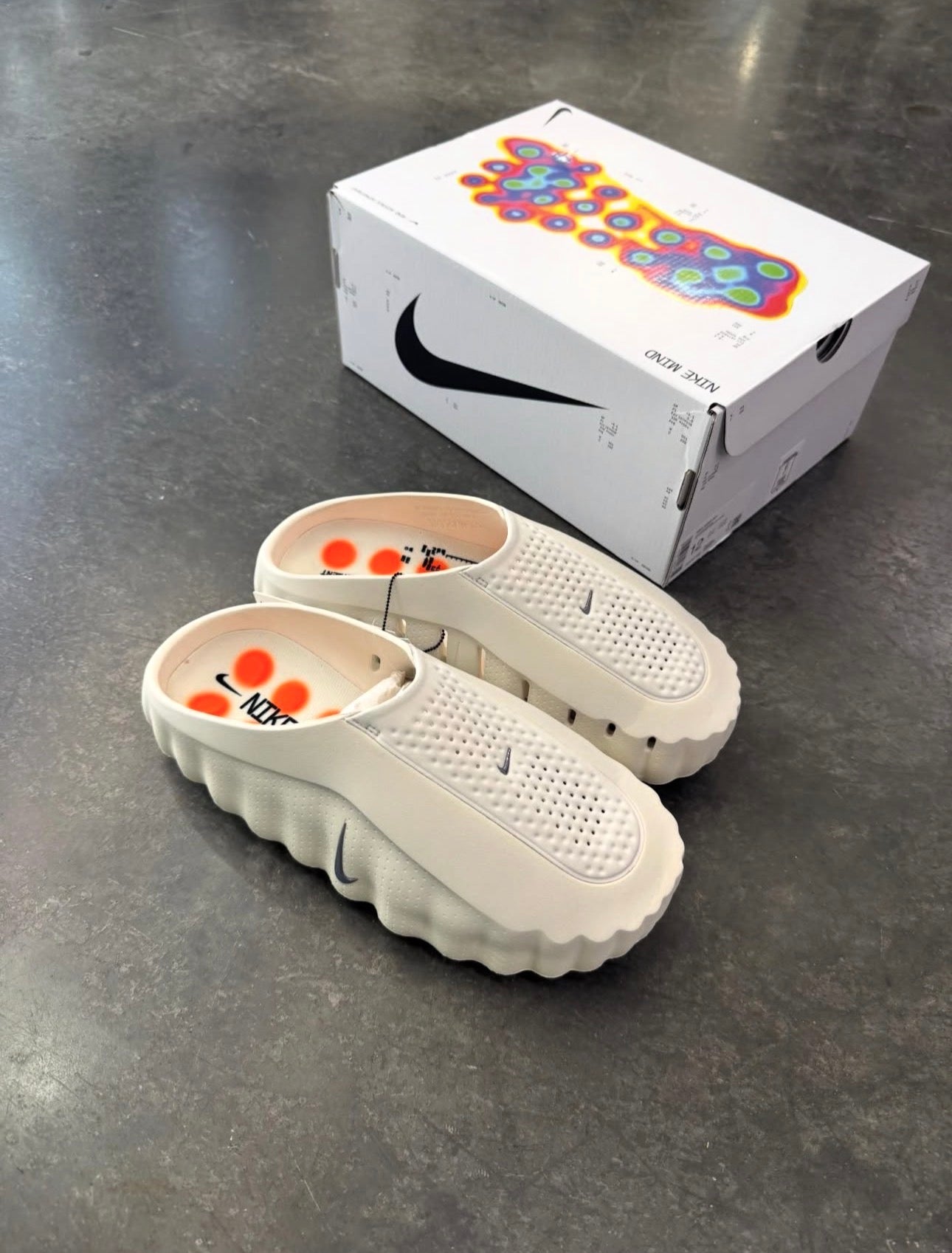 Nike Mind 001