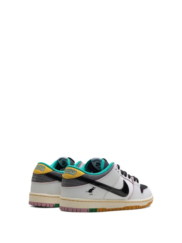 Nike SB Dunk Low CSEF