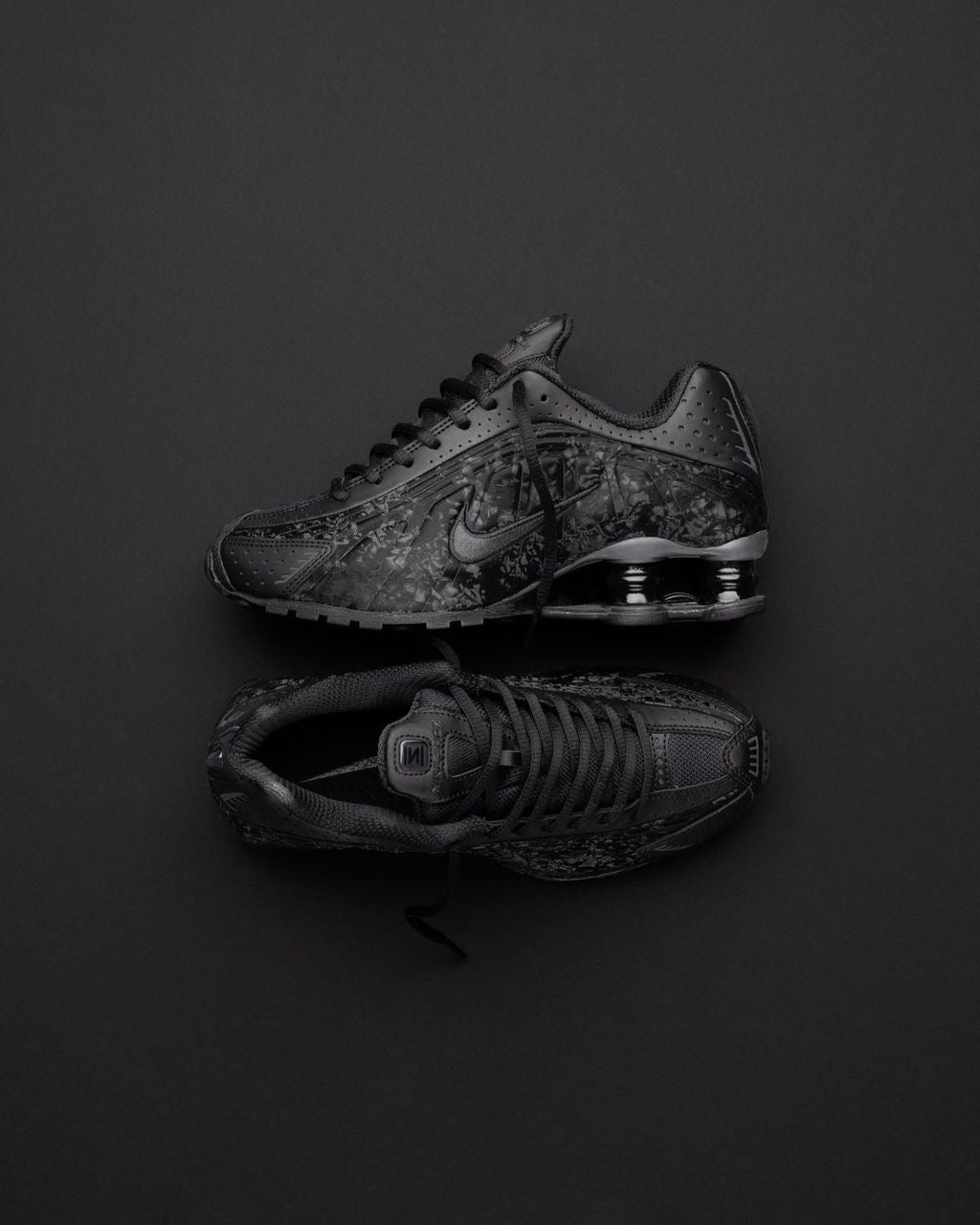 Nike Shox R4