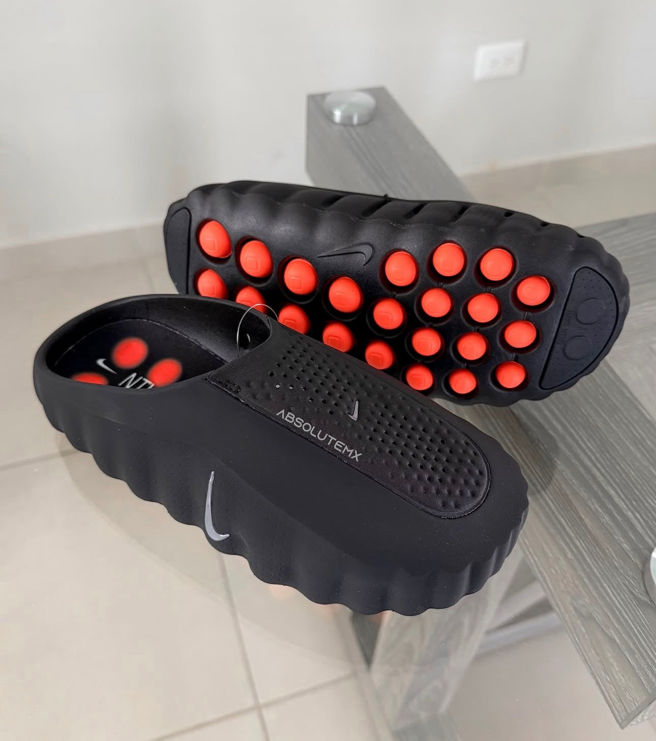 Nike Mind 001