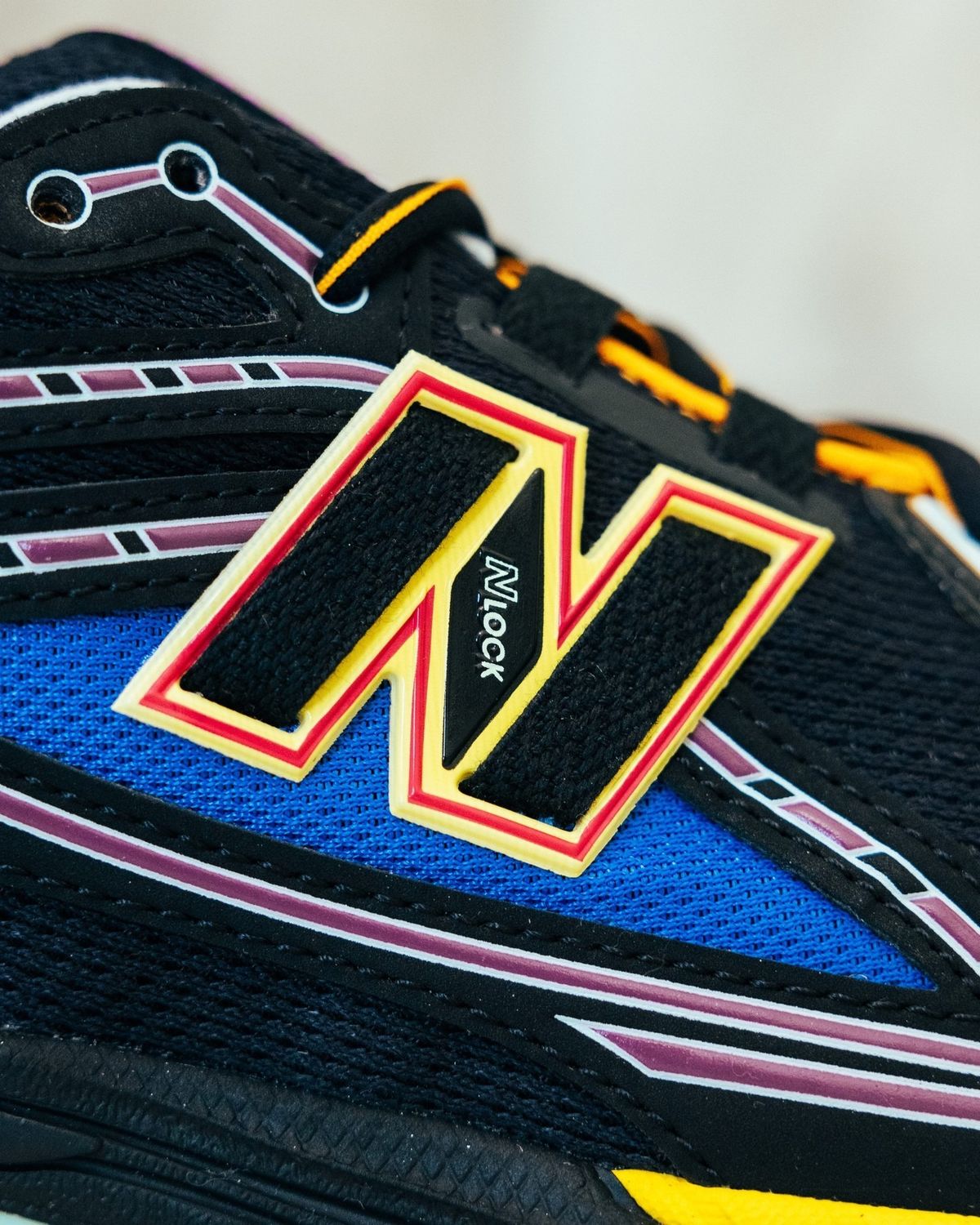 New Balance 1906R Neon Nights