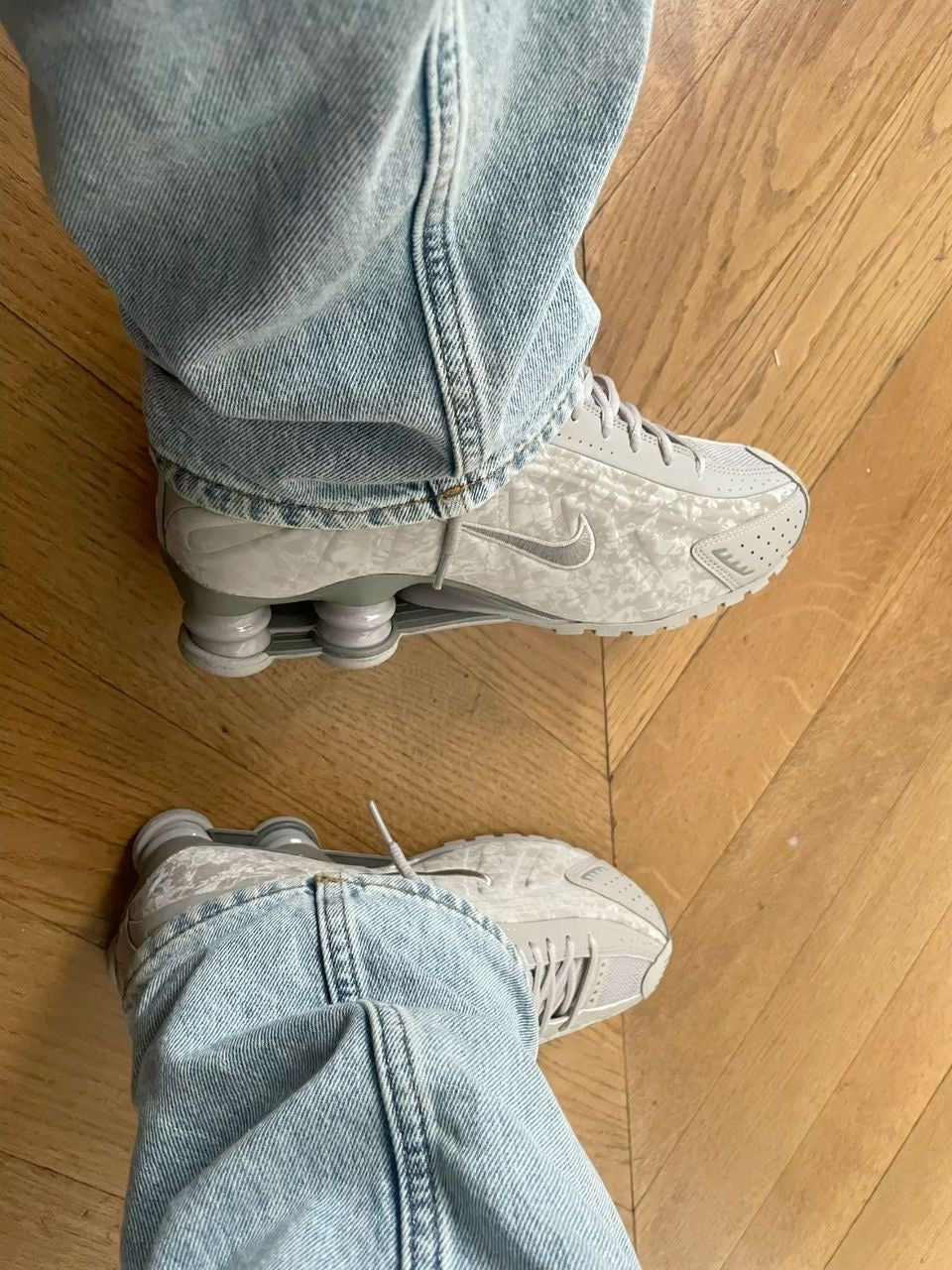 Nike Shox R4