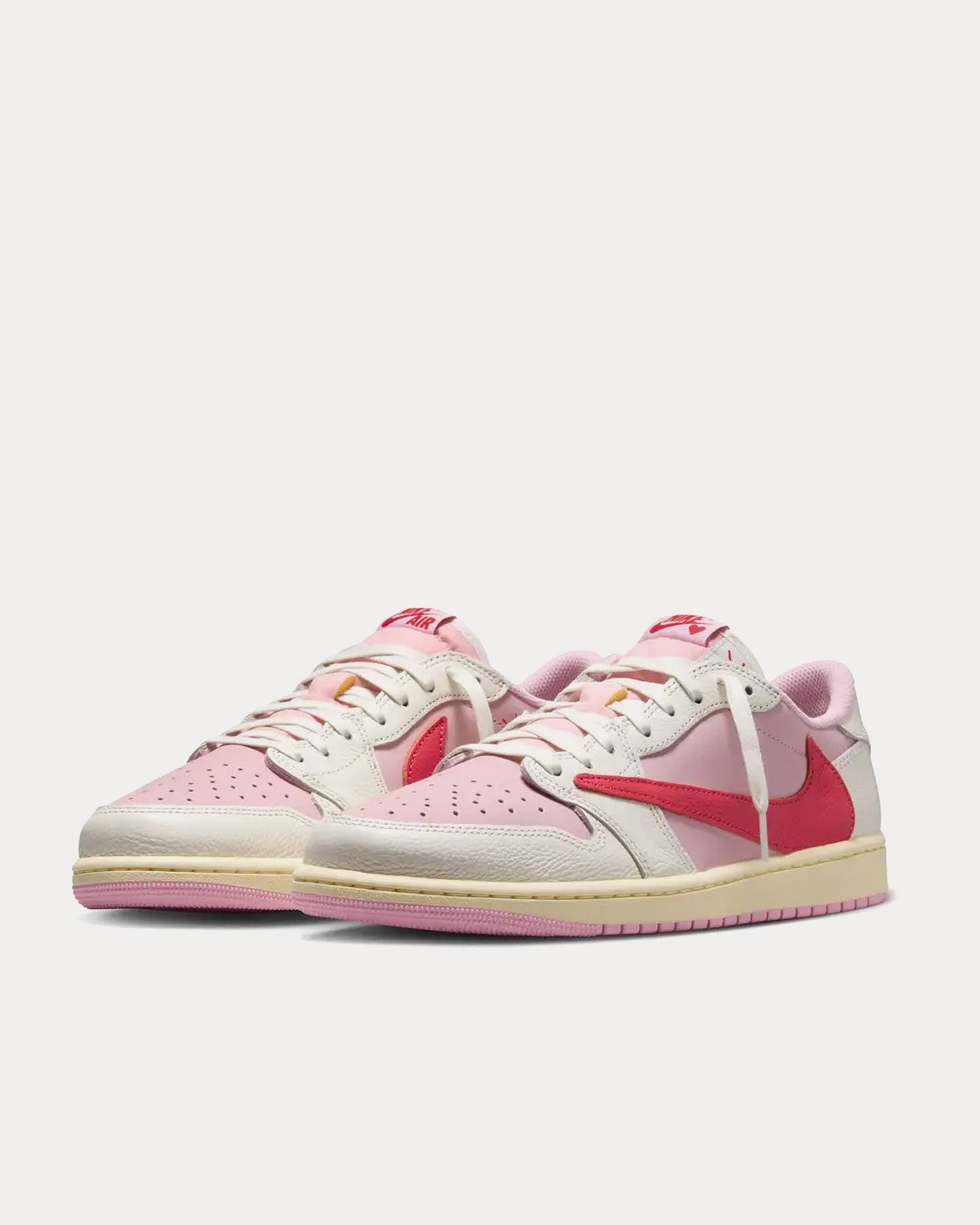 Jordan 1 Low x Travis Scott " Tropical Pink "