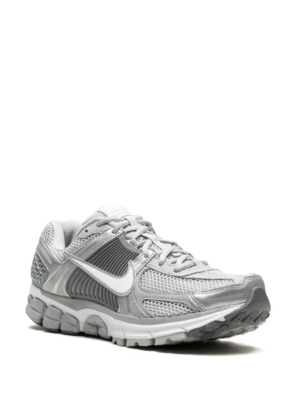 Nike Vomero 5