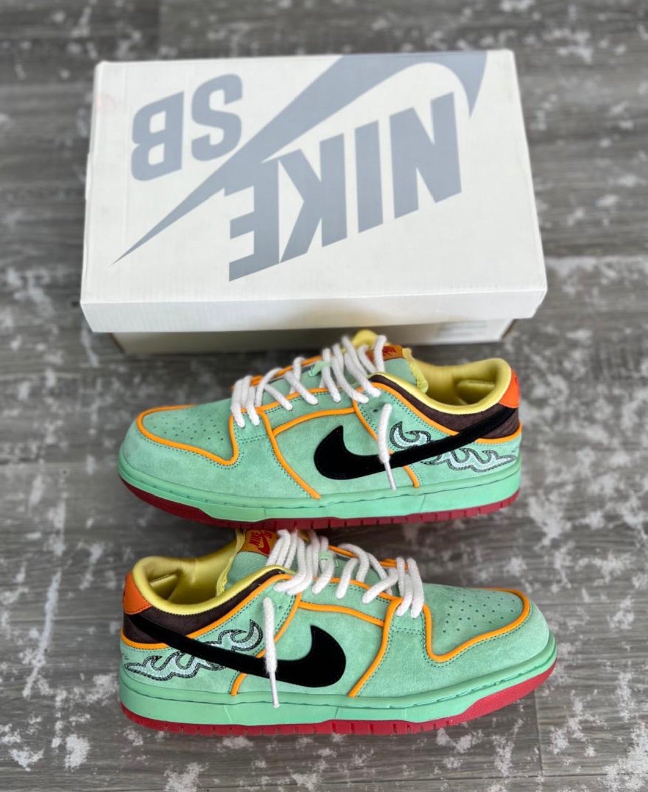 Nike Dunk Low SB Pro Tourmaline
