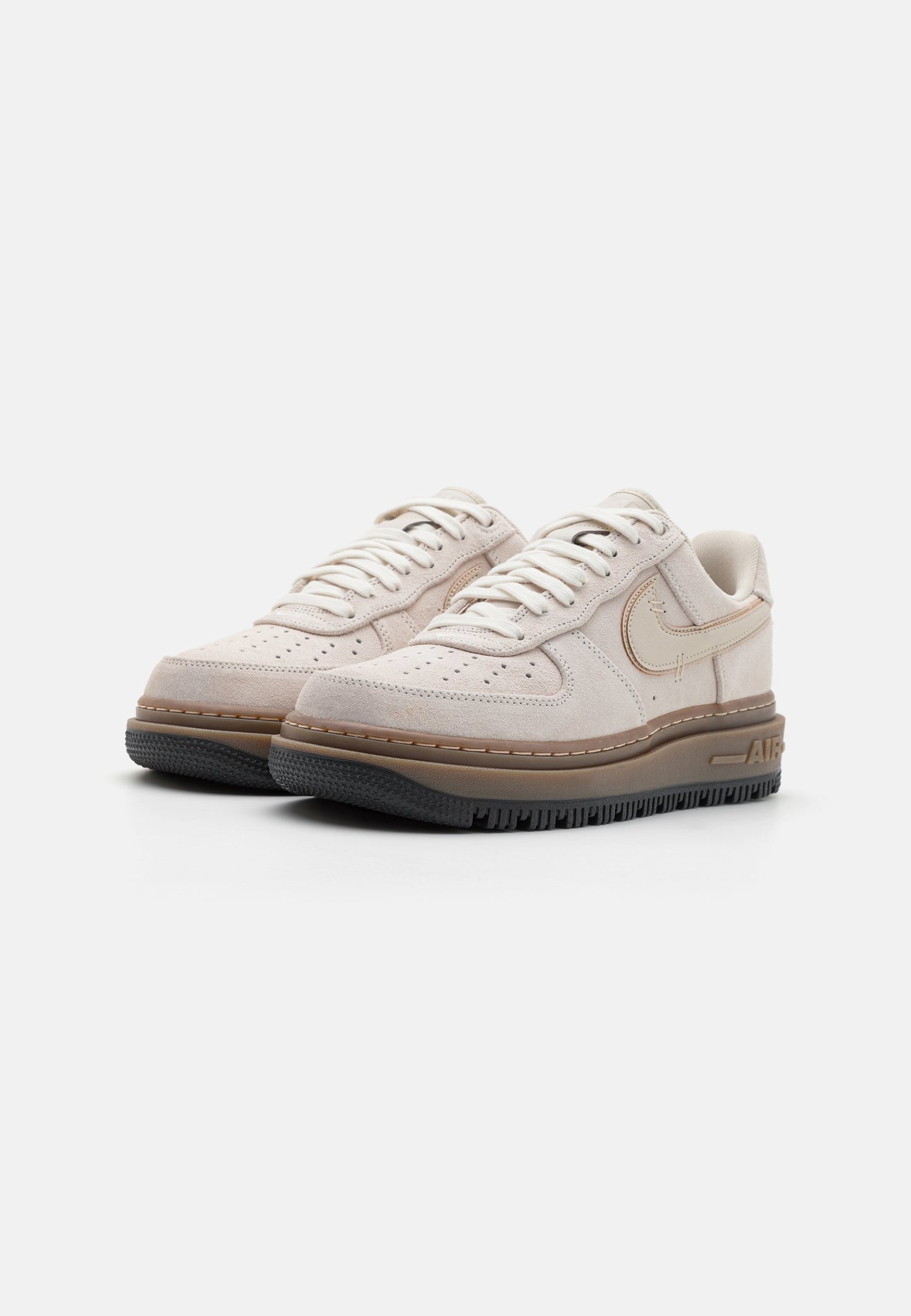 Nike Air Force 1 Luxe