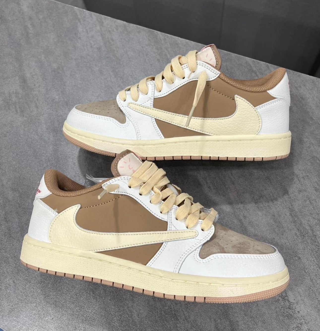 Nike Air Jordan 1 Low OG SP Travis Scott