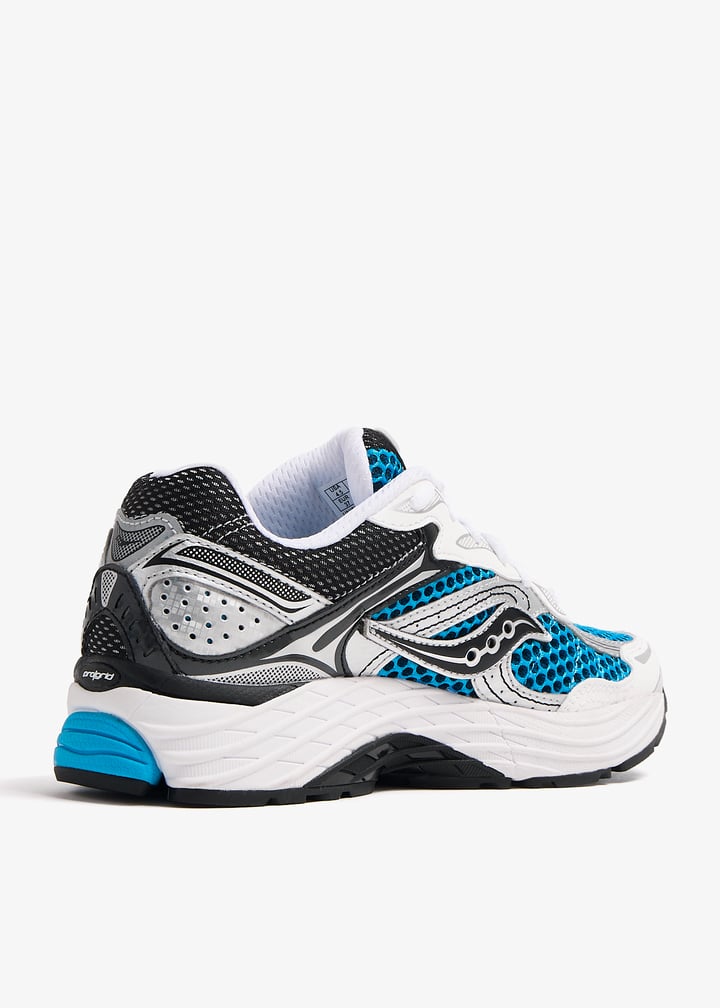 Saucony ProGrid Omni 9