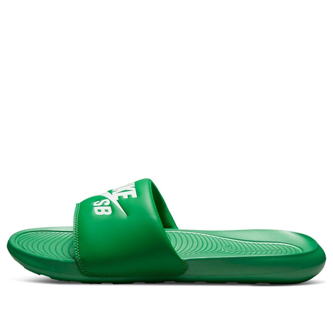 Nike Victoria One Slide