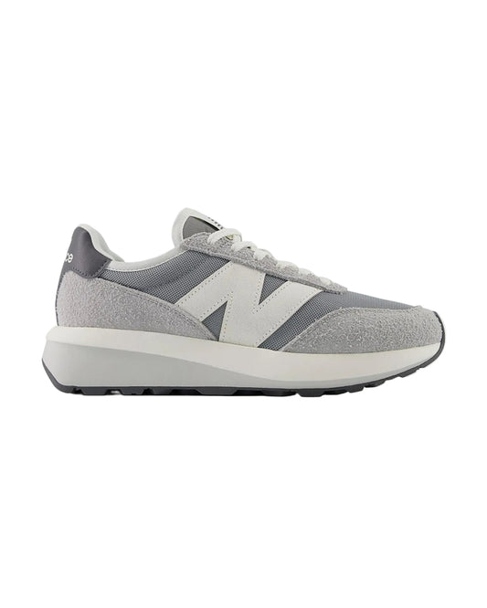 New Balance 370