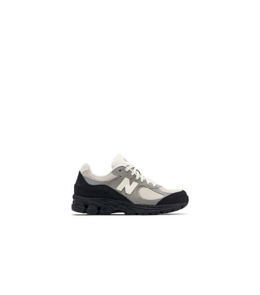 New Balance 2002R