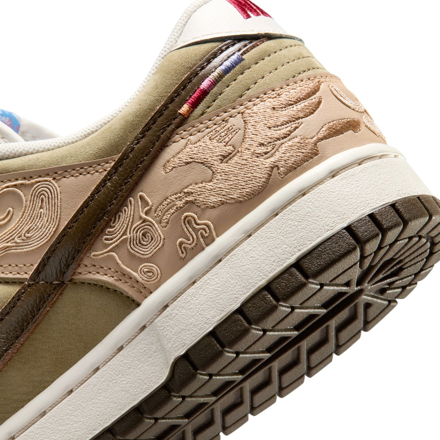 Nike Dunk Low SE " Lunar New Year "