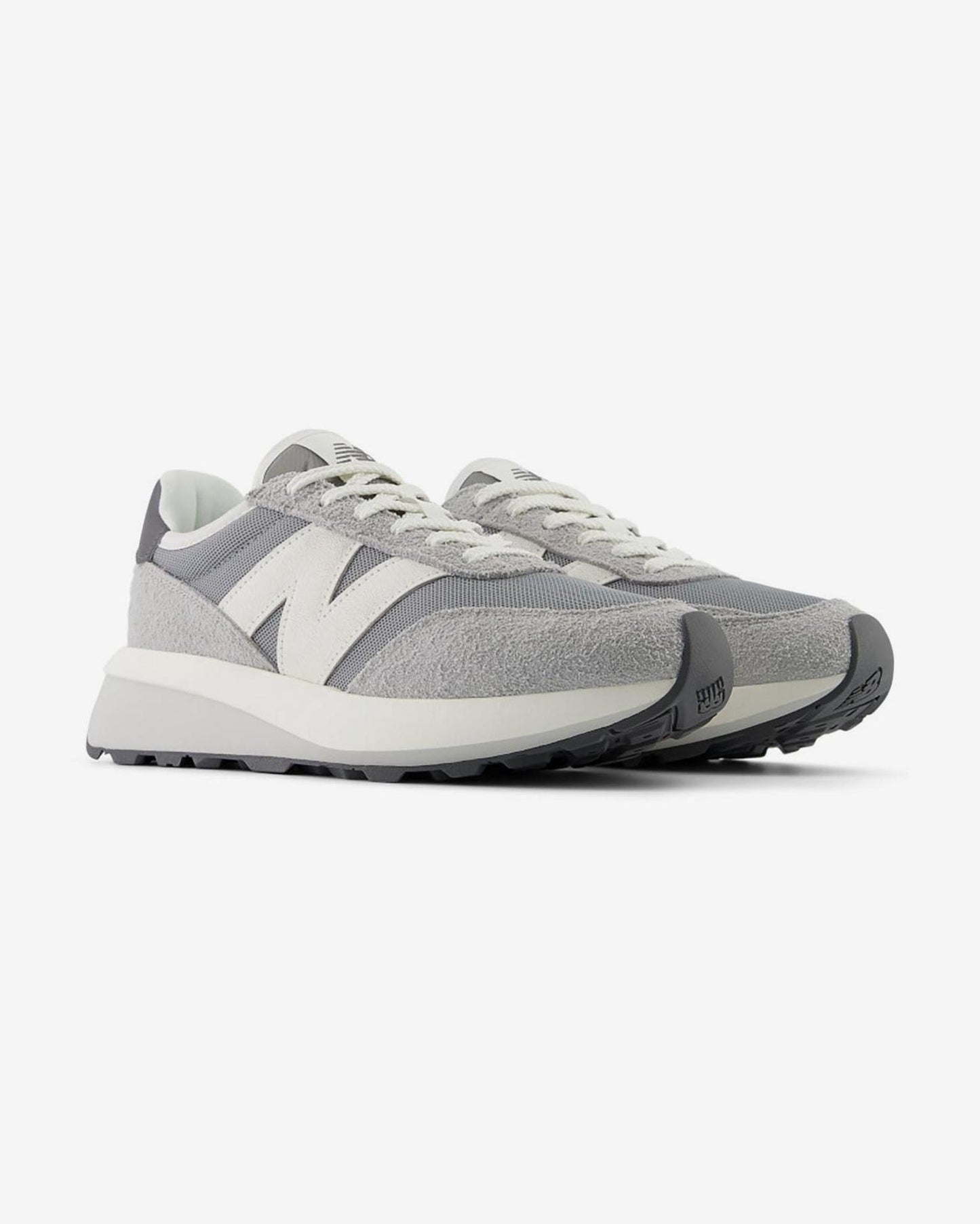 New Balance 370