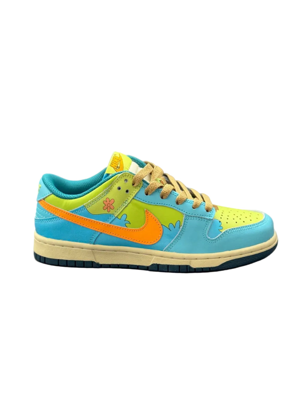 Nike Dunk Low "Mystery Machine" Scooby-Doo