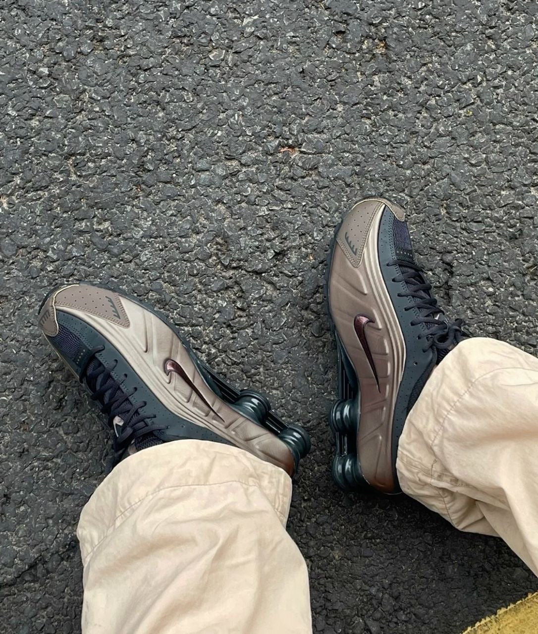 Nike Shox R4