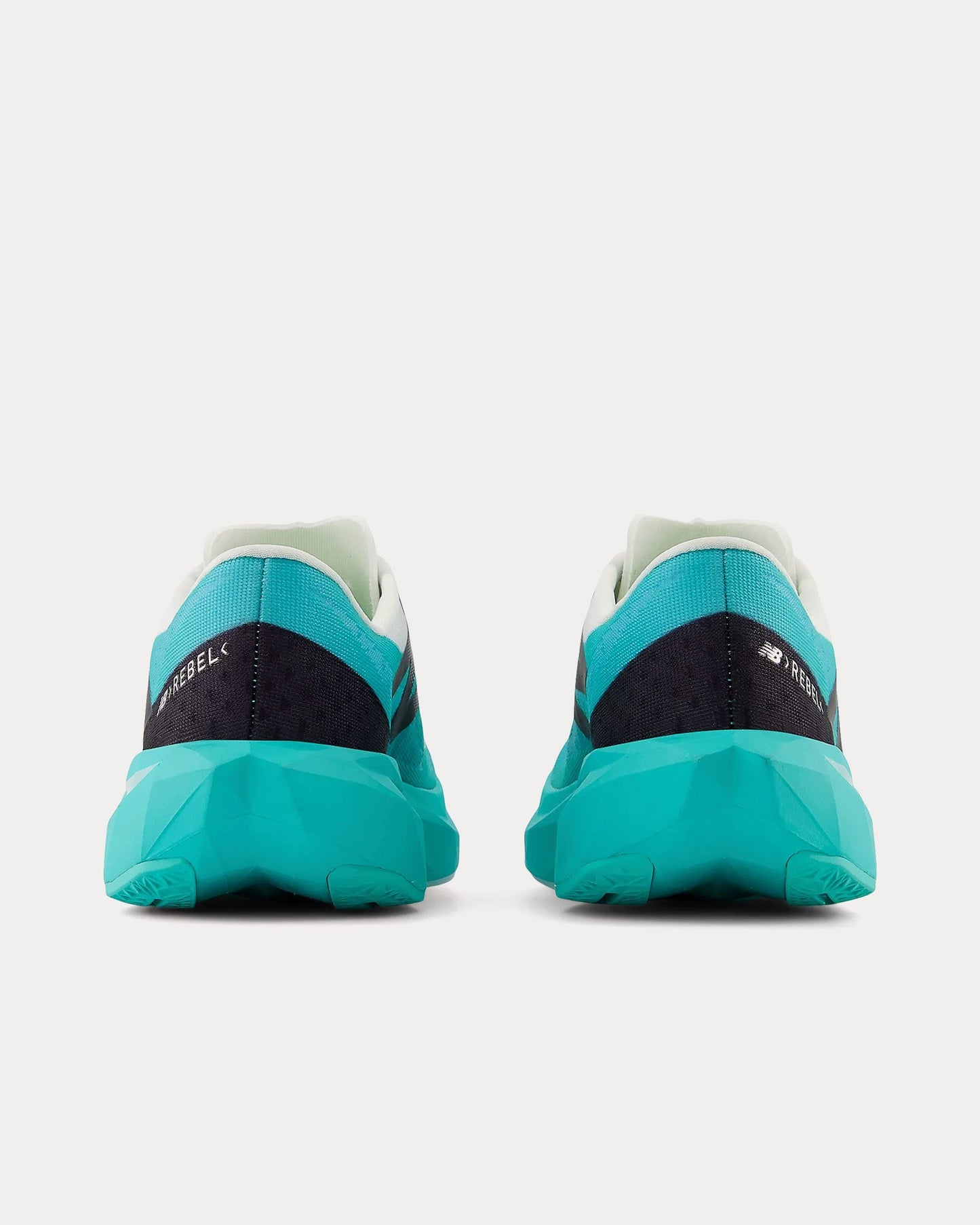 New Balance FuelCell Rebel V4
