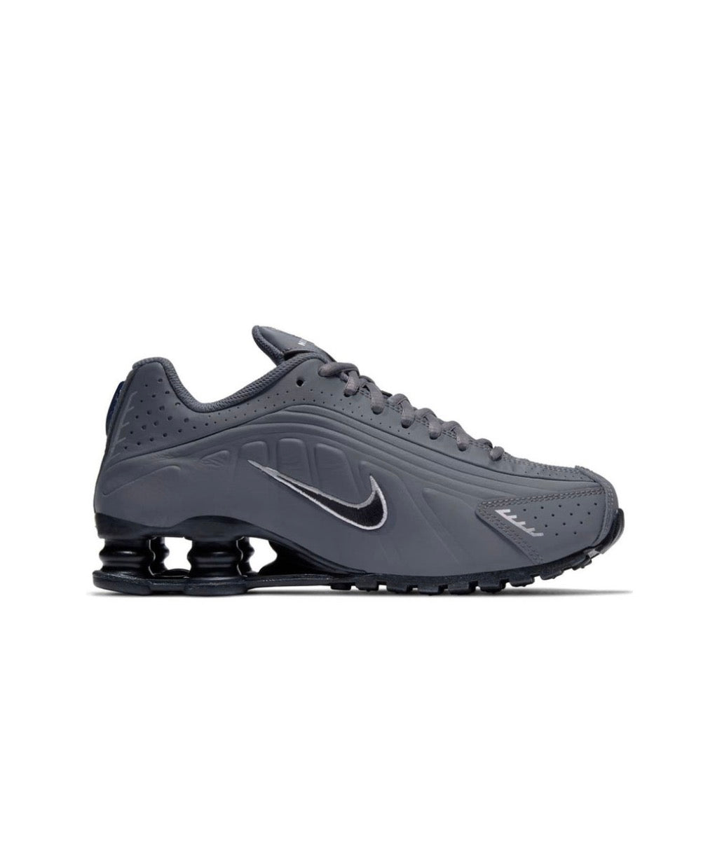Nike Shox R4